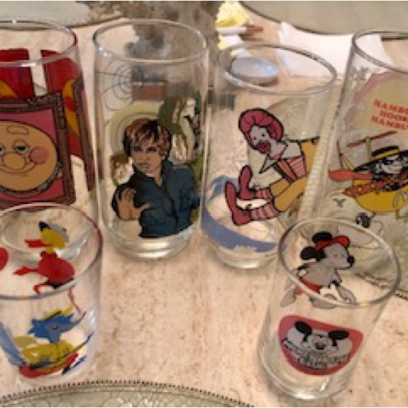 Other - Vintage glasses, France, McDonald’s, Burger King, Disney count 6